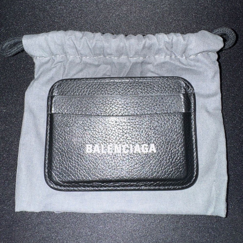 BALENCIAGA WOMEN'S CASH CARD HOLDER IN BLACK